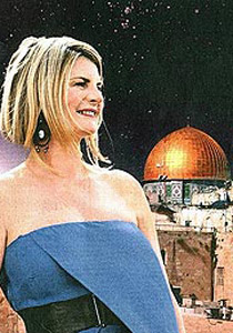 صور فاضحة لنساء على خلفية قبة الصخرة تثير مشاعر المسلمين!! صورة رقم 1