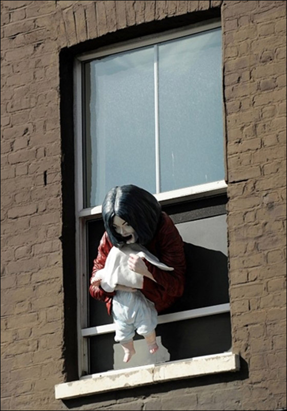 مايكل جاكسون يثير الجدل حتى بعد موته!! صورة رقم 6 مايكل جاكسون يثير الجدل حتى بعد موته!! صورة رقم 6