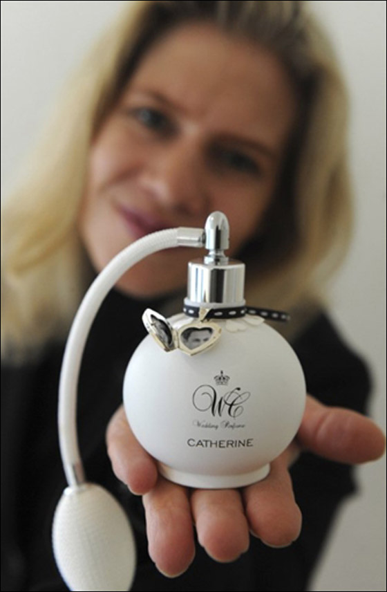 بالصور.. كيت ميدلتون خطيبة الأمير وليام.. دمية!! صورة رقم 9 بالصور.. كيت ميدلتون خطيبة الأمير وليام.. دمية!! صورة رقم 9