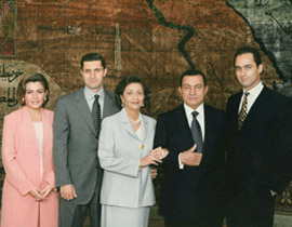 محامون بريطانيون يتولون قضية الدفاع عن مبارك واسرته! صورة رقم 1