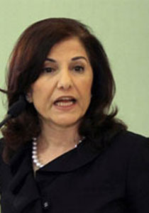 الاسد يفرج عن بعض الموقوفين اثر الاحتجاجات وقام بتعديل وزاري صورة رقم 2 الاسد يفرج عن بعض الموقوفين اثر الاحتجاجات وقام بتعديل وزاري صورة رقم 2