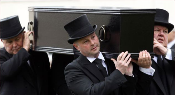 دفن ولكن.. بعد مرور 190 عاما على شنقه!!  صورة رقم 3