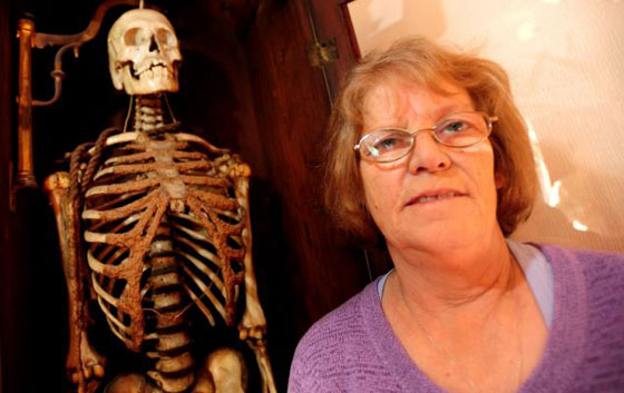 دفن ولكن.. بعد مرور 190 عاما على شنقه!!  صورة رقم 1