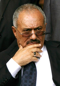 الكشف عن تفاصيل تنحي الرئيس اليمني علي عبد الله صالح!! صورة رقم 1 الكشف عن تفاصيل تنحي الرئيس اليمني علي عبد الله صالح!! صورة رقم 1