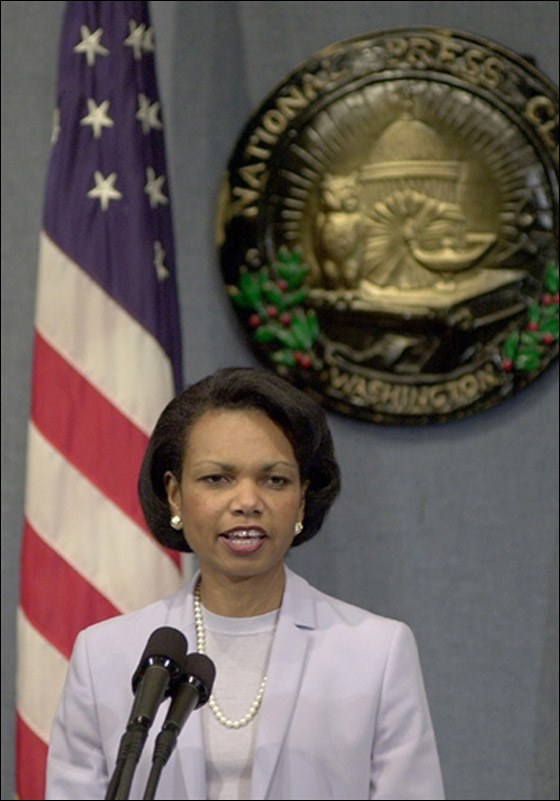 كونداليزا رايس.. من السياسة الى تمثيل الكوميديا؟!   صورة رقم 13