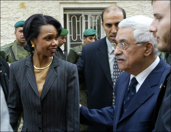 كونداليزا رايس.. من السياسة الى تمثيل الكوميديا؟!   صورة رقم 9