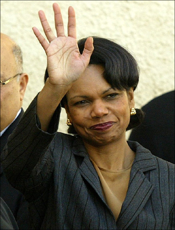 كونداليزا رايس.. من السياسة الى تمثيل الكوميديا؟!   صورة رقم 10