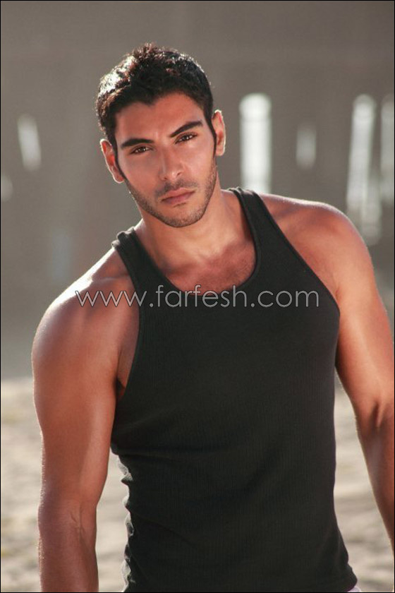 سارة فرح لليان: كريم كامل مثلي الميول!!     صورة رقم 7