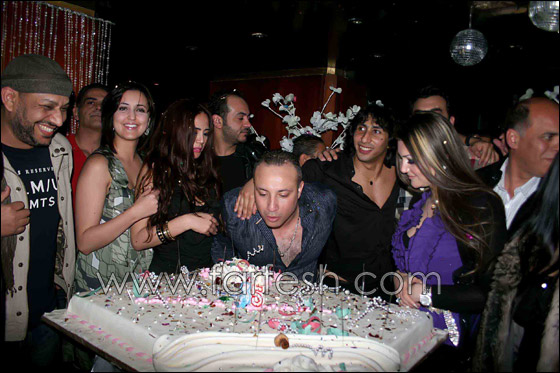 آخر حفلة في حياة مصمم الأزياء الشهير محمد داغر!!  صورة رقم 19