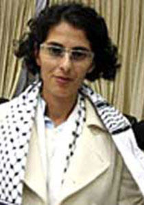 أسطول الحرية سيحمل اسم فيتوريو أريغوني وستشارك فيه والدته صورة رقم 1 أسطول الحرية سيحمل اسم فيتوريو أريغوني وستشارك فيه والدته صورة رقم 1