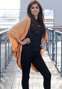 مسلمة تنافس على ملكة جمال الكون تتلقى رسائل شريرة تدعو إلى قتلها صورة رقم 1 مسلمة تنافس على ملكة جمال الكون تتلقى رسائل شريرة تدعو إلى قتلها صورة رقم 1