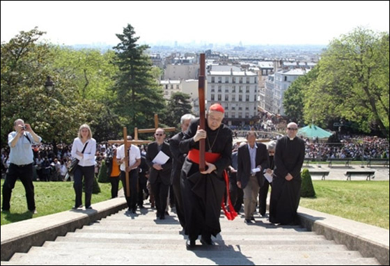 بالصور.. مسلسلات اون لاين ينقل لكم احتفالات الجمعة العظيمة حول العالم!! صورة رقم 18 بالصور.. مسلسلات اون لاين ينقل لكم احتفالات الجمعة العظيمة حول العالم!! صورة رقم 18