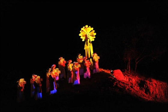 بالصور.. مسلسلات اون لاين ينقل لكم احتفالات الجمعة العظيمة حول العالم!! صورة رقم 116 بالصور.. مسلسلات اون لاين ينقل لكم احتفالات الجمعة العظيمة حول العالم!! صورة رقم 116