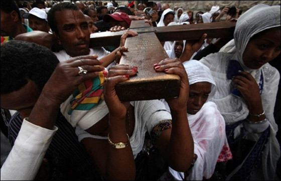 بالصور.. مسلسلات اون لاين ينقل لكم احتفالات الجمعة العظيمة حول العالم!! صورة رقم 109 بالصور.. مسلسلات اون لاين ينقل لكم احتفالات الجمعة العظيمة حول العالم!! صورة رقم 109