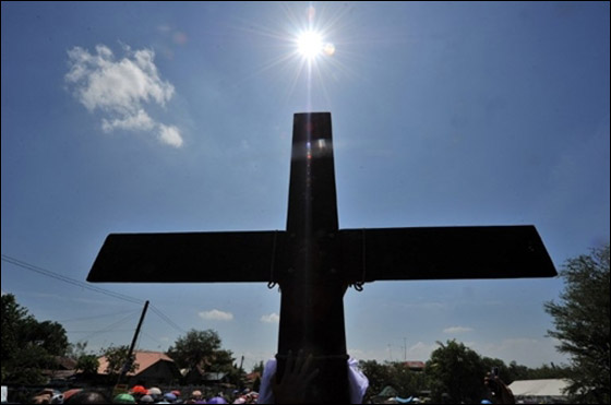 بالصور.. مسلسلات اون لاين ينقل لكم احتفالات الجمعة العظيمة حول العالم!! صورة رقم 132 بالصور.. مسلسلات اون لاين ينقل لكم احتفالات الجمعة العظيمة حول العالم!! صورة رقم 132