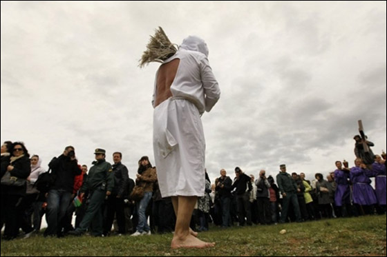 بالصور.. مسلسلات اون لاين ينقل لكم احتفالات الجمعة العظيمة حول العالم!! صورة رقم 163 بالصور.. مسلسلات اون لاين ينقل لكم احتفالات الجمعة العظيمة حول العالم!! صورة رقم 163