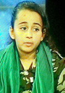 طفلة ليبية تحتفل بميلادها بملابس عسكرية وتعيش لتفدي القذافي صورة رقم 1 طفلة ليبية تحتفل بميلادها بملابس عسكرية وتعيش لتفدي القذافي صورة رقم 1