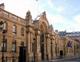 قصر الرئاسة الفرنسي يتعرض لمحاولة سرقة بقيمة مليوني يورو! صورة رقم 1 قصر الرئاسة الفرنسي يتعرض لمحاولة سرقة بقيمة مليوني يورو! صورة رقم 1