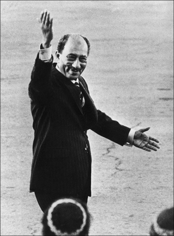 جدل في مصر بعد الكشف عن شراء اسرائيل طائرة السادات!! صورة رقم 10 جدل في مصر بعد الكشف عن شراء اسرائيل طائرة السادات!! صورة رقم 10