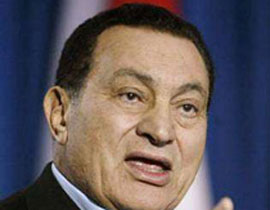 السلطات المصرية تأمر بنقل مبارك إلى مستشفى عسكري في القاهرة صورة رقم 1 السلطات المصرية تأمر بنقل مبارك إلى مستشفى عسكري في القاهرة صورة رقم 1