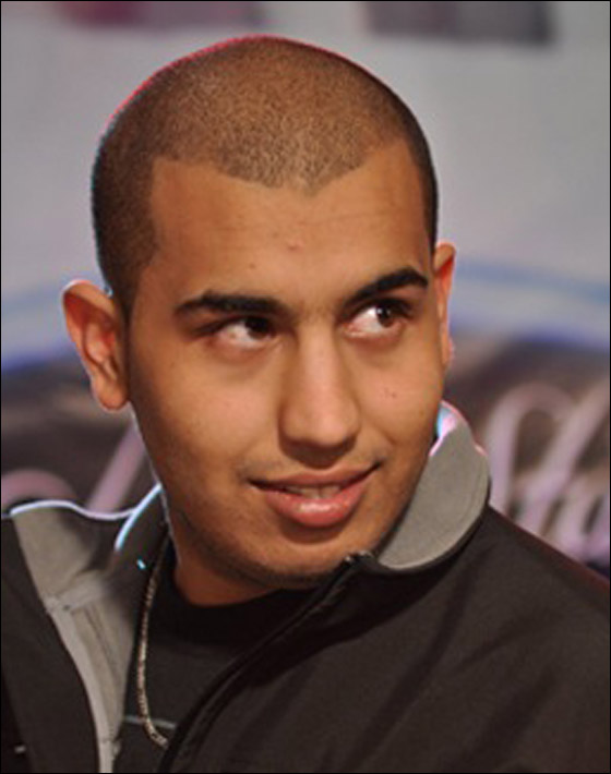 سِتّة بعين الحَسود في نيوستار.. المقاطع المضحكة والنهفات فقط على الـ Orange صورة رقم 6 سِتّة بعين الحَسود في نيوستار.. المقاطع المضحكة والنهفات فقط على الـ Orange صورة رقم 6