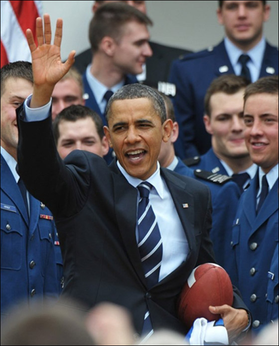 بعد جدل واسع.. اوباما يكشف عن شهادة ميلاده امام الصحافة! صورة رقم 6 بعد جدل واسع.. اوباما يكشف عن شهادة ميلاده امام الصحافة! صورة رقم 6