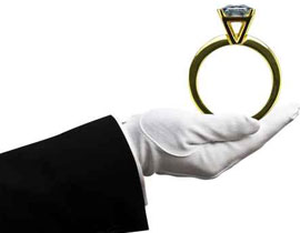 بلدية دبي تعيد خاتم الماس ملقي في حاوية نفايات الى صاحبه!! صورة رقم 1 بلدية دبي تعيد خاتم الماس ملقي في حاوية نفايات الى صاحبه!! صورة رقم 1