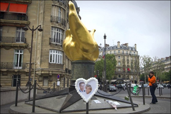 مسلسلات اون لاين ينقل لكم بالصور أجواء الزفاف الملكي حول العالم!!   صورة رقم 36