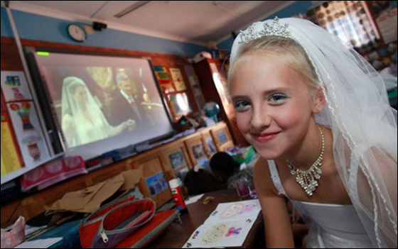 مسلسلات اون لاين ينقل لكم بالصور أجواء الزفاف الملكي حول العالم!!   صورة رقم 23