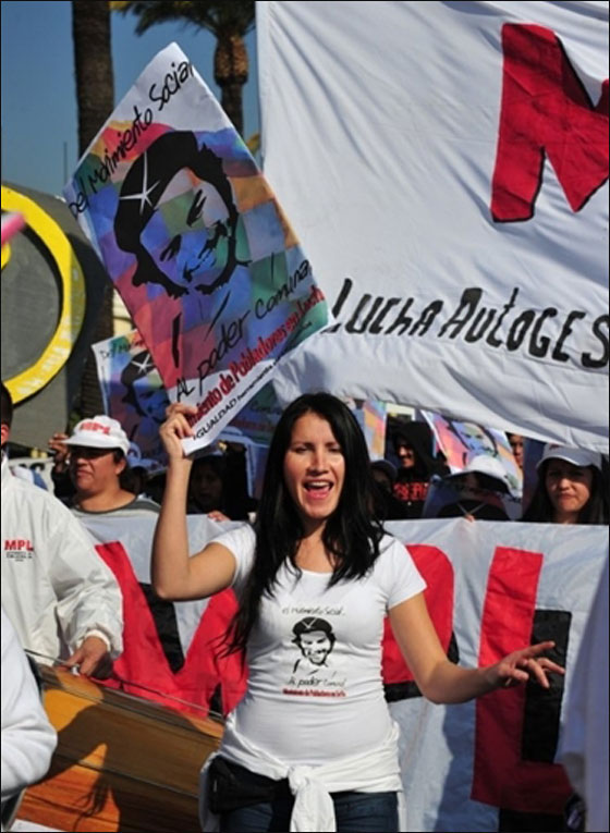 مسلسلات اون لاين ينقل لكم صور لعمال العالم يتظاهرون بذكرى الاول من ايار   صورة رقم 28