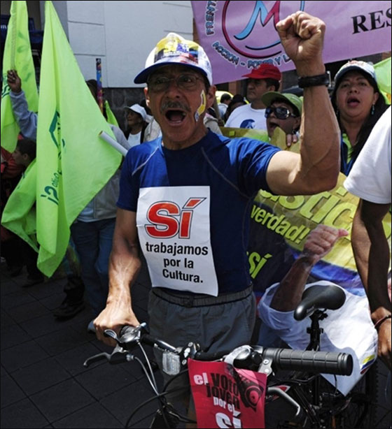 مسلسلات اون لاين ينقل لكم صور لعمال العالم يتظاهرون بذكرى الاول من ايار   صورة رقم 30