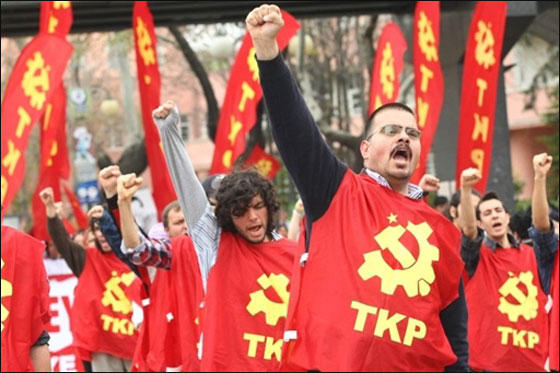 مسلسلات اون لاين ينقل لكم صور لعمال العالم يتظاهرون بذكرى الاول من ايار   صورة رقم 77