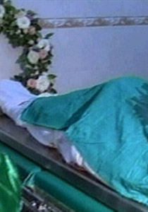 تشييع جثمان نجل القذافي الأصغر واحفاده الثلاثة اليوم!!  صورة رقم 2