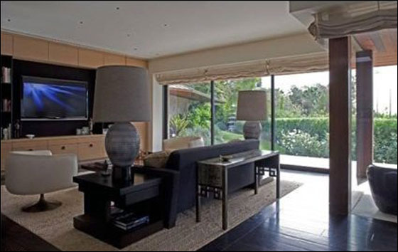 صور رائعة لمنزل جنيفر انيستون البالغة قيمته 42 مليون دولار! صورة رقم 7 صور رائعة لمنزل جنيفر انيستون البالغة قيمته 42 مليون دولار! صورة رقم 7