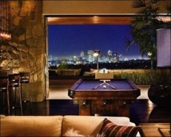 صور رائعة لمنزل جنيفر انيستون البالغة قيمته 42 مليون دولار! صورة رقم 6 صور رائعة لمنزل جنيفر انيستون البالغة قيمته 42 مليون دولار! صورة رقم 6