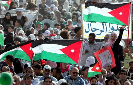 فلسطينيون يدشنون انتفاضة ثالثة ومصر تعزل سيناء لمنع يوم الزحف صورة رقم 14