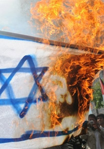 مقتل 15 واصابة اكثر من 125 بنيران الجيش الاسرائيلي  صورة رقم 2