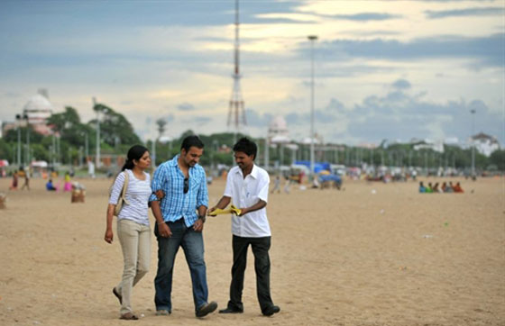 هندي يُدخل الحب للسياسة بتأسيس حزب العشاق!  صورة رقم 6