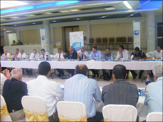 مدير عام ai Bank داني جيتر في لقاء مع زبائن البنك في عبلين صورة رقم 3