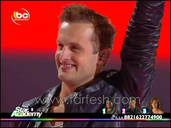 اي طالب فضل فريق اكسنت الغناء معه؟ كريستين ام جيلبيرت؟؟ صورة رقم 30 اي طالب فضل فريق اكسنت الغناء معه؟ كريستين ام جيلبيرت؟؟ صورة رقم 30