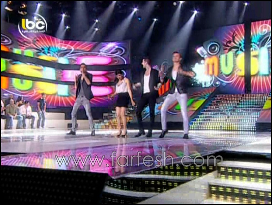 اي طالب فضل فريق اكسنت الغناء معه؟ كريستين ام جيلبيرت؟؟ صورة رقم 18 اي طالب فضل فريق اكسنت الغناء معه؟ كريستين ام جيلبيرت؟؟ صورة رقم 18