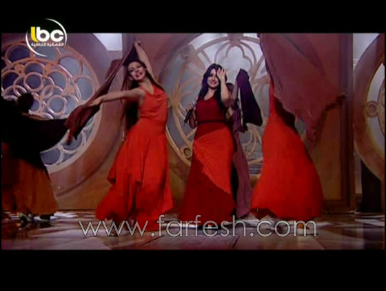 اي طالب فضل فريق اكسنت الغناء معه؟ كريستين ام جيلبيرت؟؟ صورة رقم 4 اي طالب فضل فريق اكسنت الغناء معه؟ كريستين ام جيلبيرت؟؟ صورة رقم 4