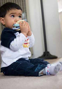 معجزة.. رضيع مصري يواجه الموت بباذنجانة لمدة ثلاثة أيام! صورة رقم 1