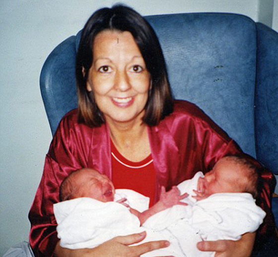 أم عليلة أجبرت زوجها على تعلم رعاية الأطفال بعد موتها!  صورة رقم 5