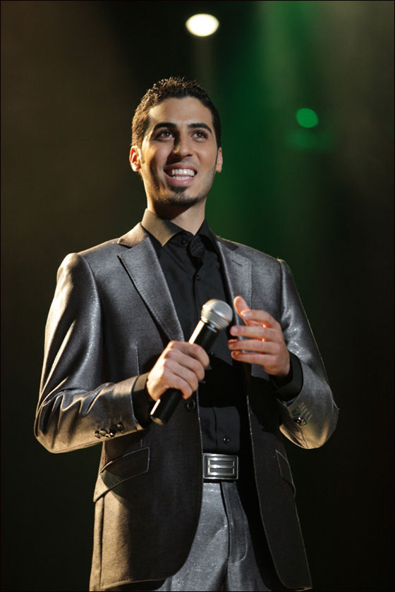 النجم العربي الهام المدفعي في الحلقة النهائية لنيو ستار 2011 صورة رقم 4