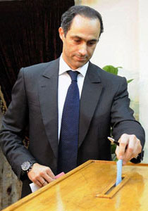 مبارك لكفراوي حول متاجرة جمال بديون مصر: الولد عاوز يشتغل!! صورة رقم 3