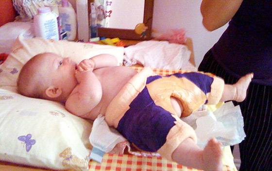 أم تحقق حلمها وتعانق ابنتها بعد ثلاث سنوات من العذاب! صورة رقم 5 أم تحقق حلمها وتعانق ابنتها بعد ثلاث سنوات من العذاب! صورة رقم 5