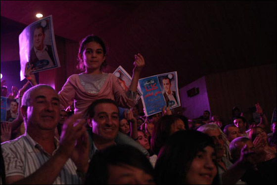 موج هادر هزّ مسرح نيوستار.. رحبوا بالنيوستار 2011 ماندو جريس من فسوطه صورة رقم 30 موج هادر هزّ مسرح نيوستار.. رحبوا بالنيوستار 2011 ماندو جريس من فسوطه صورة رقم 30