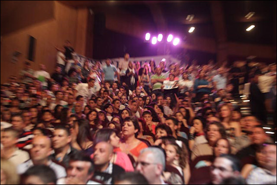 موج هادر هزّ مسرح نيوستار.. رحبوا بالنيوستار 2011 ماندو جريس من فسوطه صورة رقم 34 موج هادر هزّ مسرح نيوستار.. رحبوا بالنيوستار 2011 ماندو جريس من فسوطه صورة رقم 34