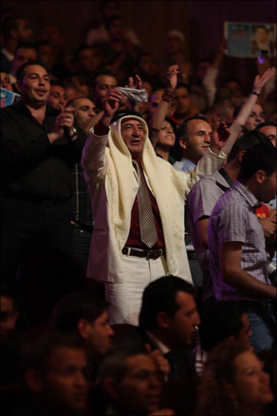 موج هادر هزّ مسرح نيوستار.. رحبوا بالنيوستار 2011 ماندو جريس من فسوطه صورة رقم 32 موج هادر هزّ مسرح نيوستار.. رحبوا بالنيوستار 2011 ماندو جريس من فسوطه صورة رقم 32